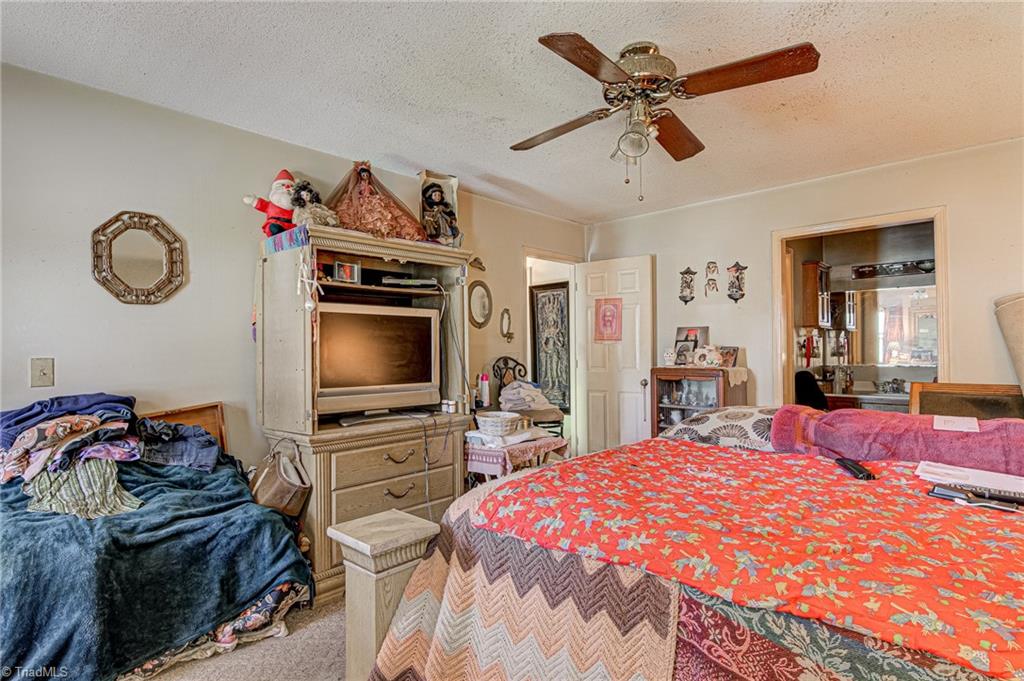 3205 Spring Mill Road Greensboro, NC 27406 - Photo 18 of 33 Gallery Image 18