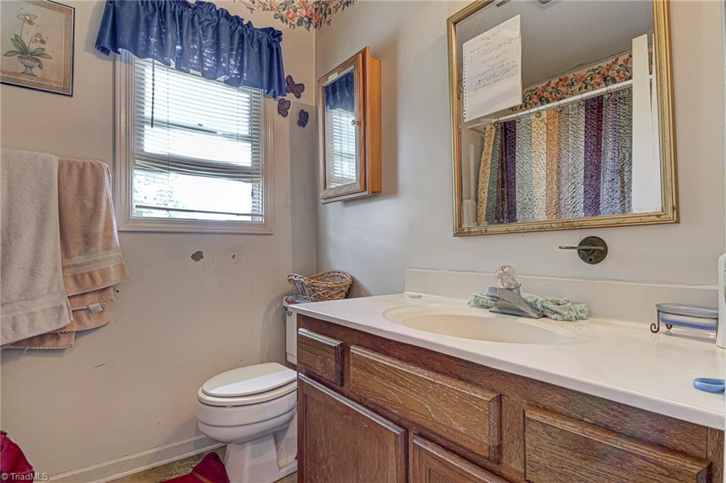 3205 Spring Mill Road Greensboro, NC 27406 - Photo 19 of 33 Gallery Image 19