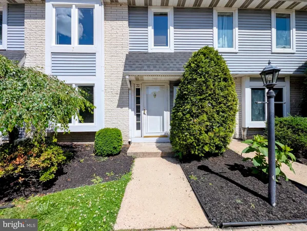 $350,000 | 32 Appley Court, Cherry Hill, NJ 08002