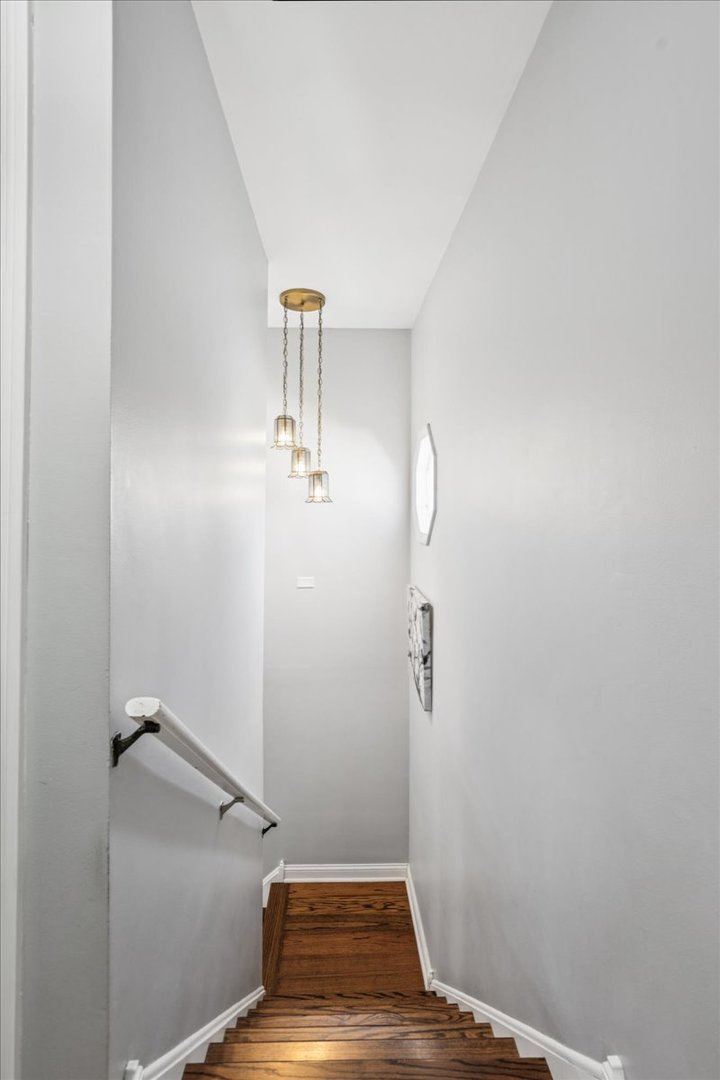 8912 South Ryan Road Hometown, IL 60456 - Photo 14 of 22