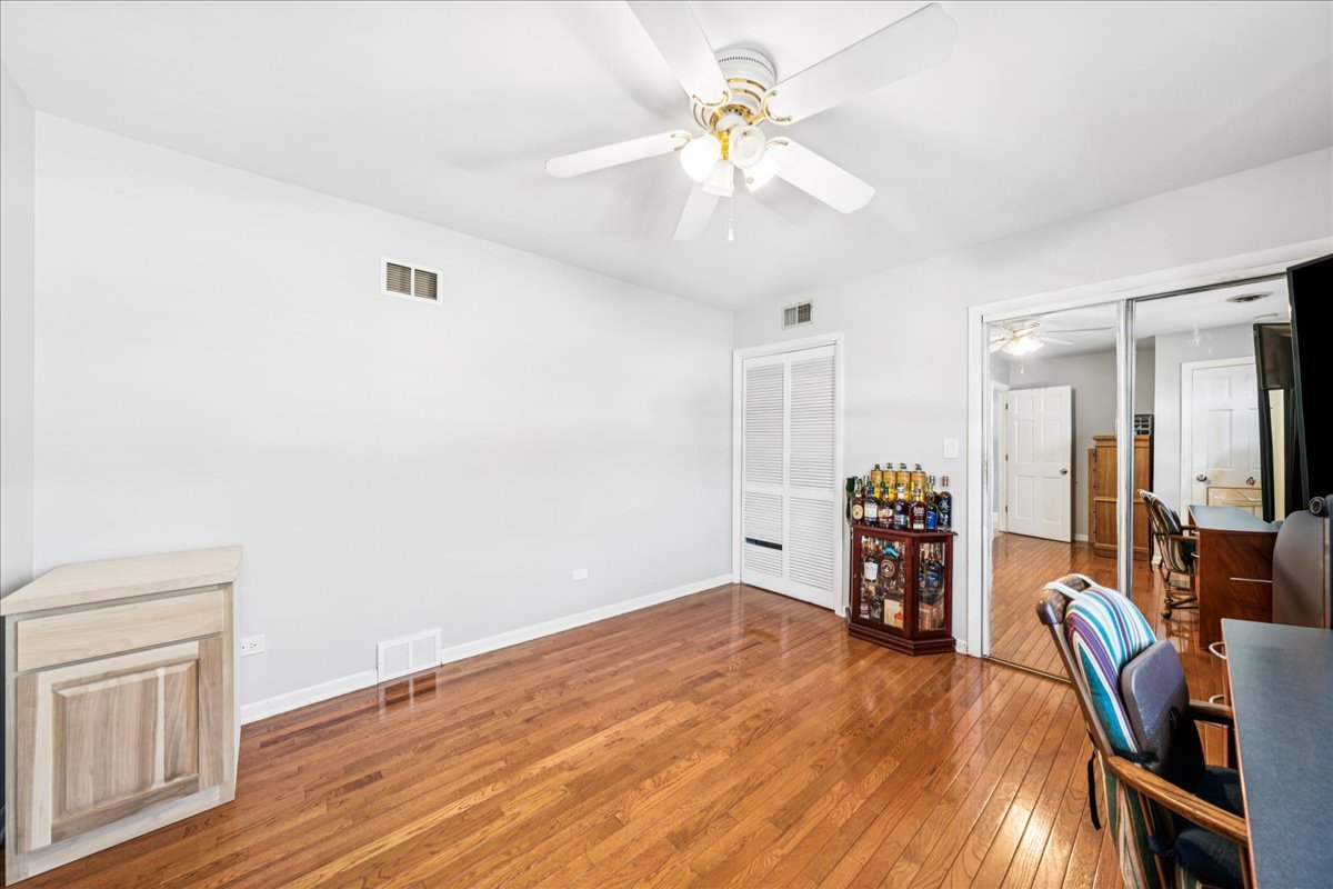 8912 South Ryan Road Hometown, IL 60456 - Photo 18 of 22