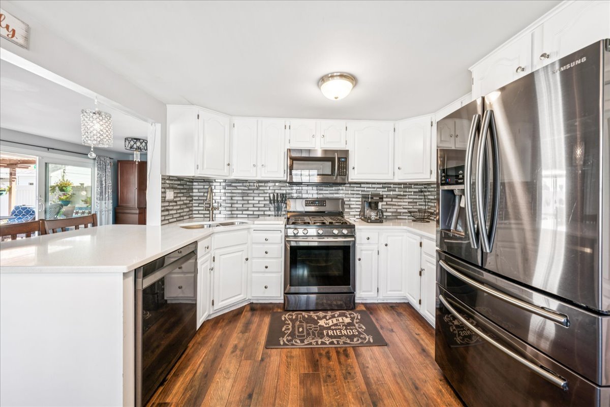 8912 South Ryan Road Hometown, IL 60456 - Photo 7 of 22