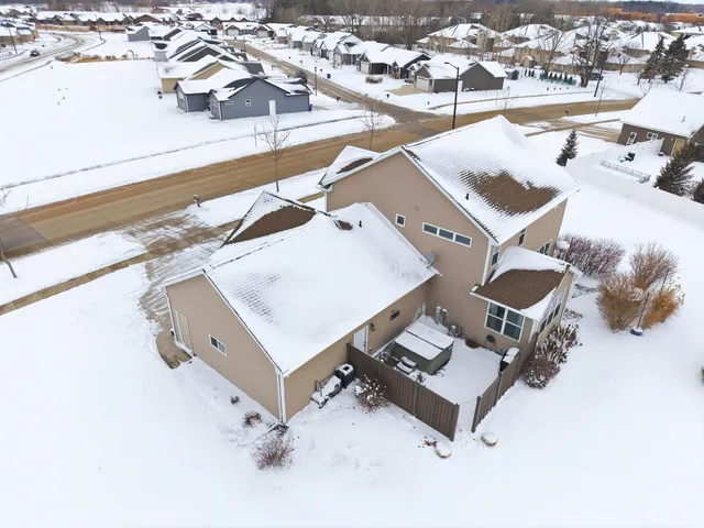 $559,900 | 4620 North Lightning Drive, Appleton, WI 54913