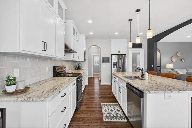 $559,900 | 4620 North Lightning Drive, Appleton, WI 54913