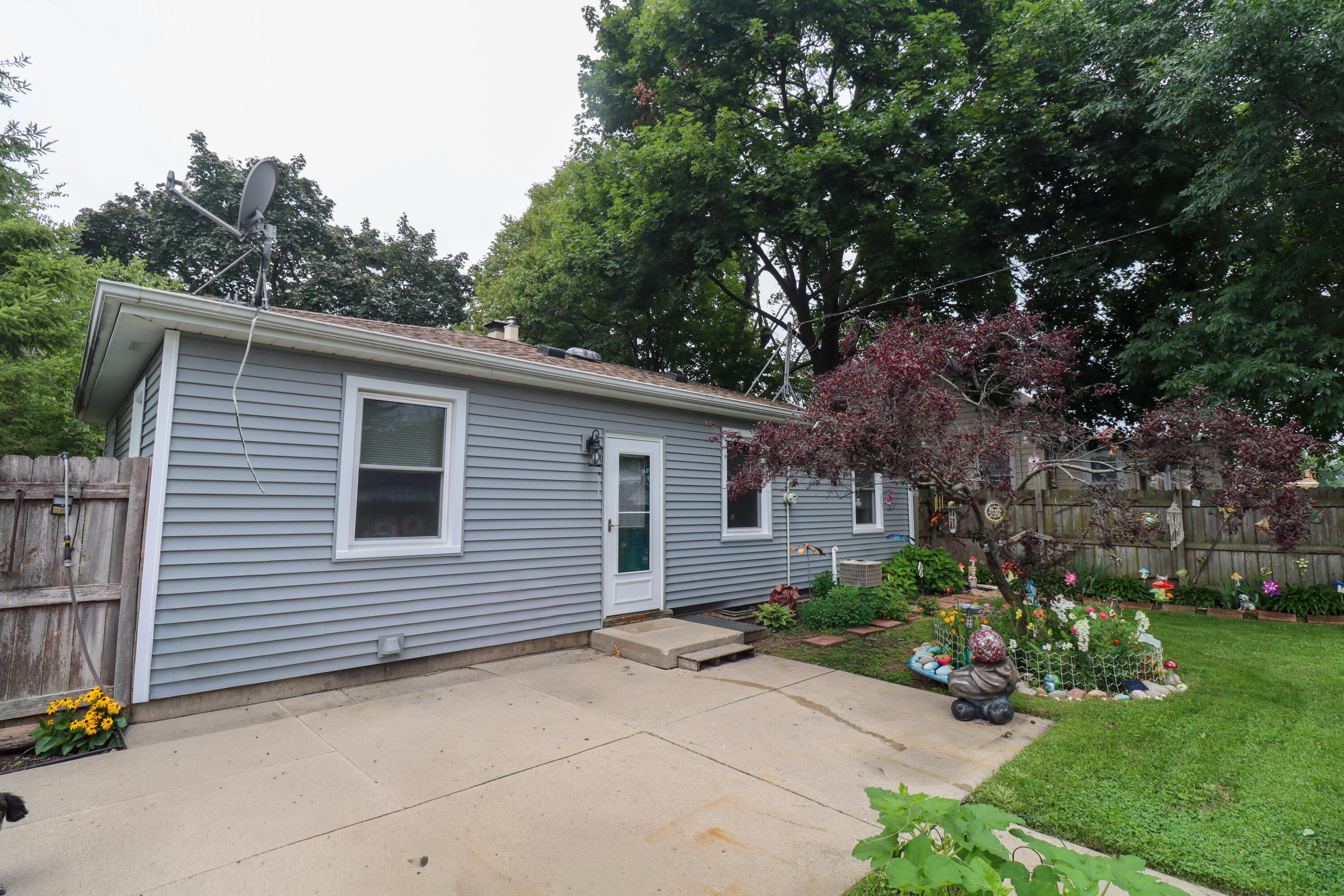 3413 3rd Avenue Racine, WI 53402 - Photo 17 of 22 3413 3rd Ave-14