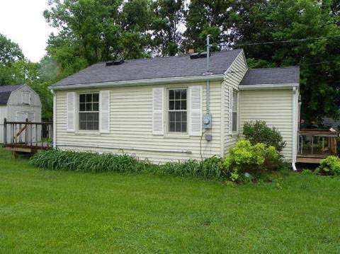 3193 Hemphill Road Burton, MI 48529 - Photo 2 of 8 20360027-1.JPG