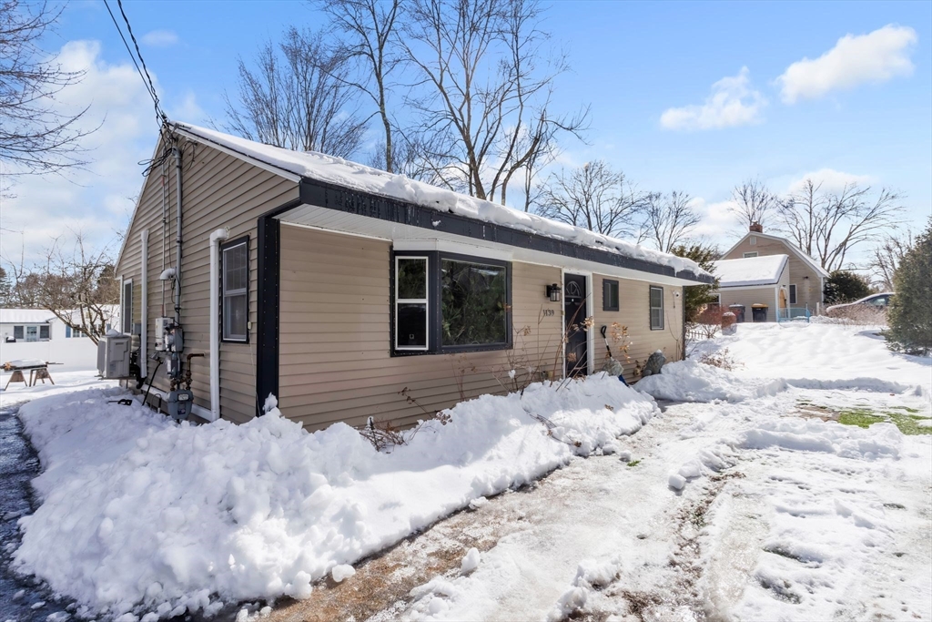 1139 Edgell Road Framingham, MA 01701 - Photo 3 of 31 Gallery Image 3