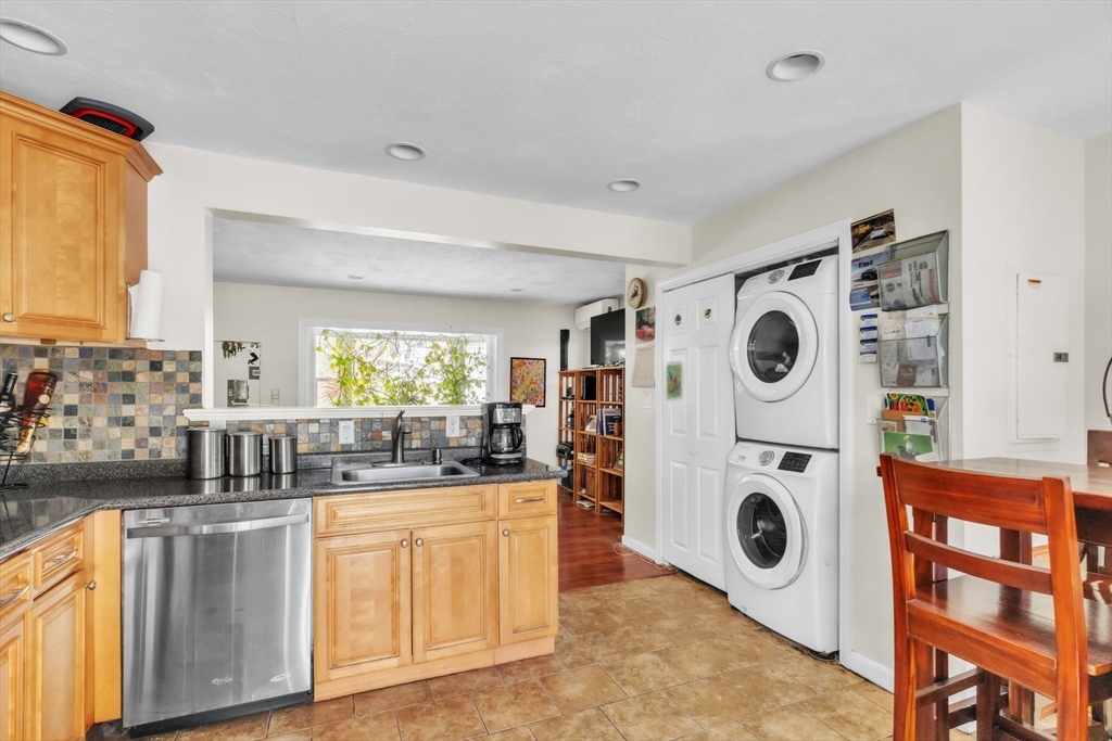 1139 Edgell Road Framingham, MA 01701 - Photo 10 of 31 Gallery Image 10