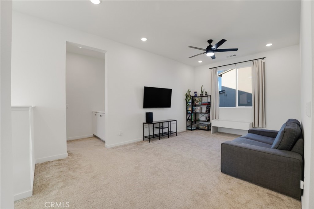 28619 Sunny Ridge Terrace Castaic, CA 91384 - Photo 23 of 60