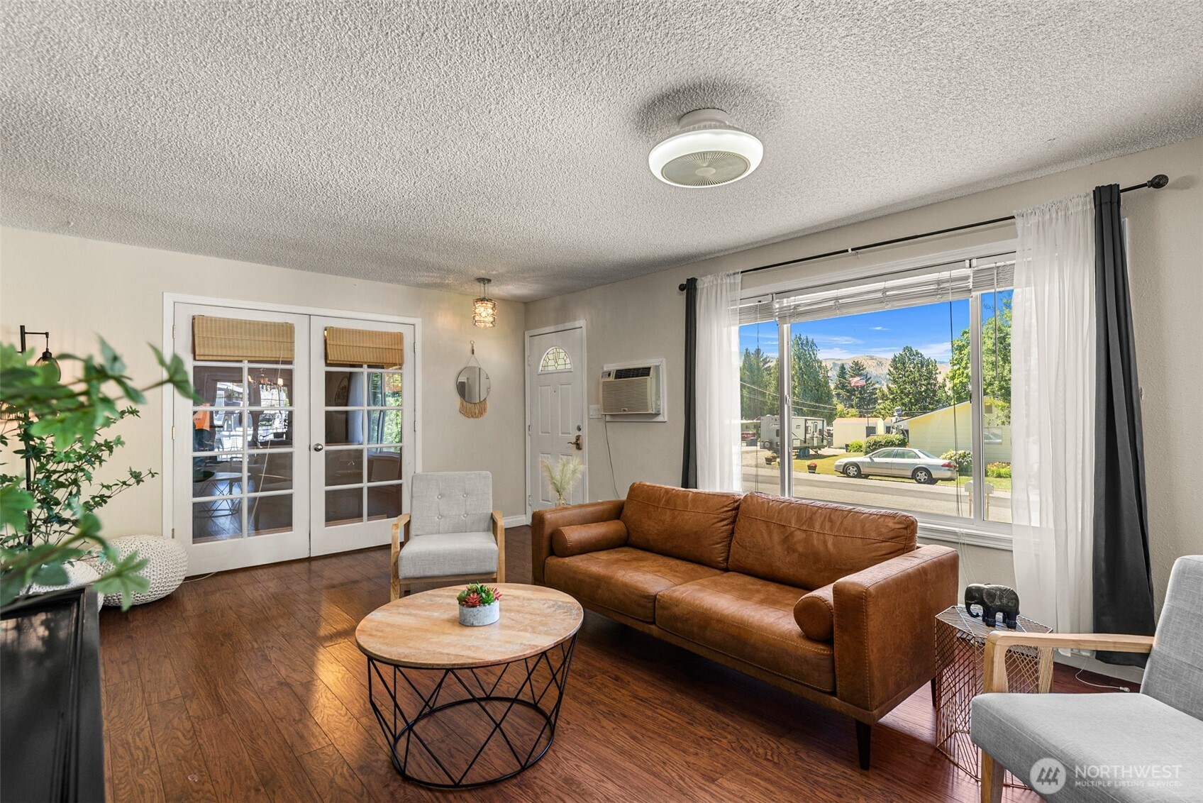 593 Rolfs Place East Wenatchee, WA 98802 - Photo 16 of 40