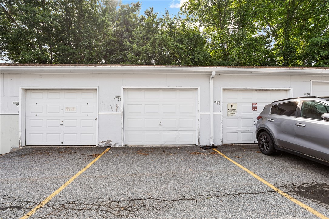 569 Smithfield Road, Unit 23 North Providence, RI 02904 - Photo 20 of 23