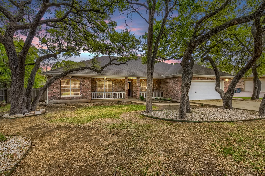 511 Susana Drive Georgetown, TX 78628 - Photo 1 of 31 Welcome to 511 Susana