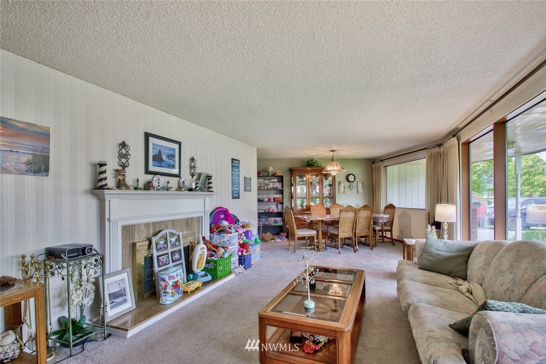 10152 Ridge Place Sedro-Woolley, WA 98284 - Photo 6 of 25 Gallery Image 6