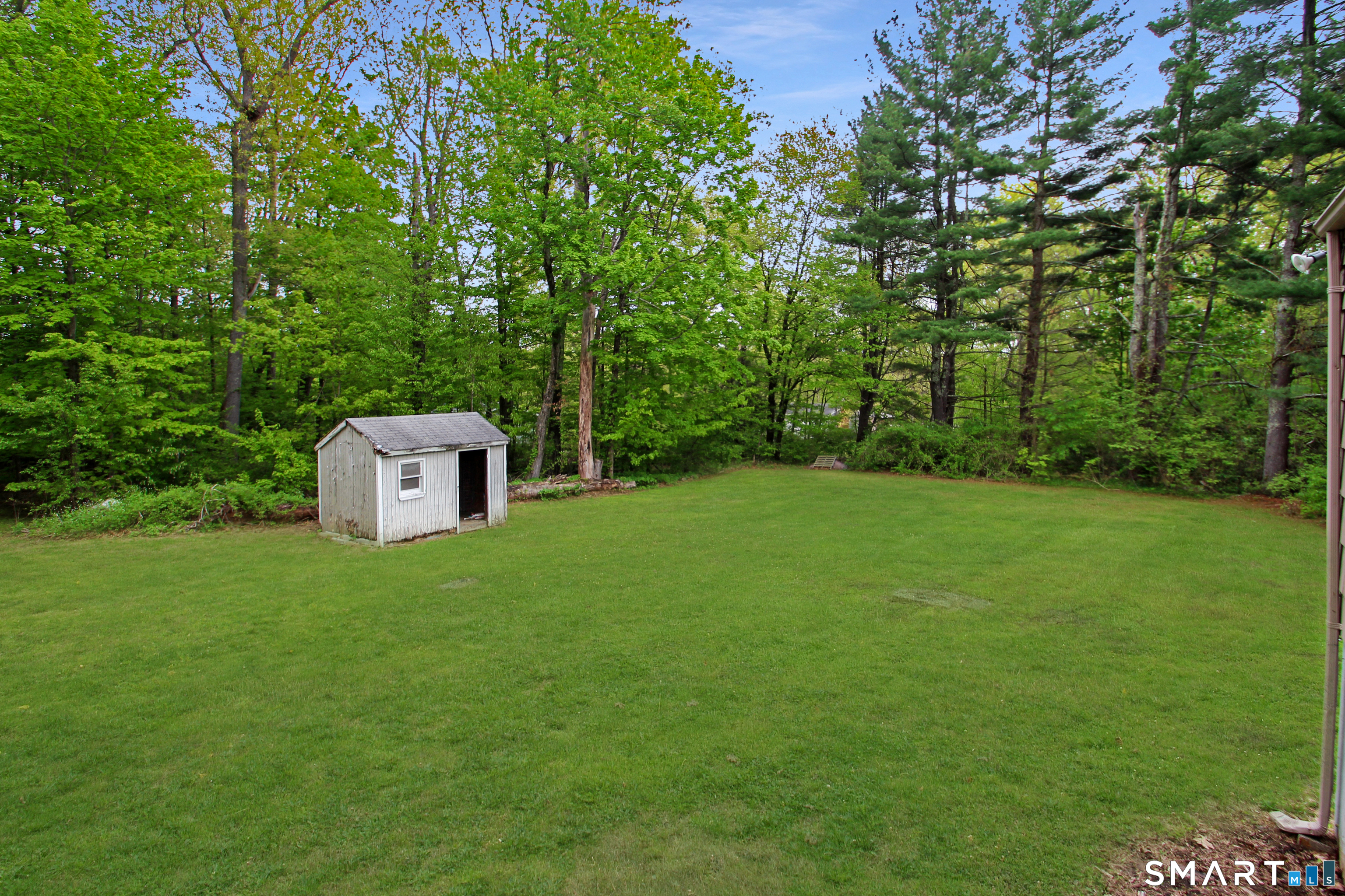 4 Walnut Drive Hebron, CT 06248 - Photo 3 of 17