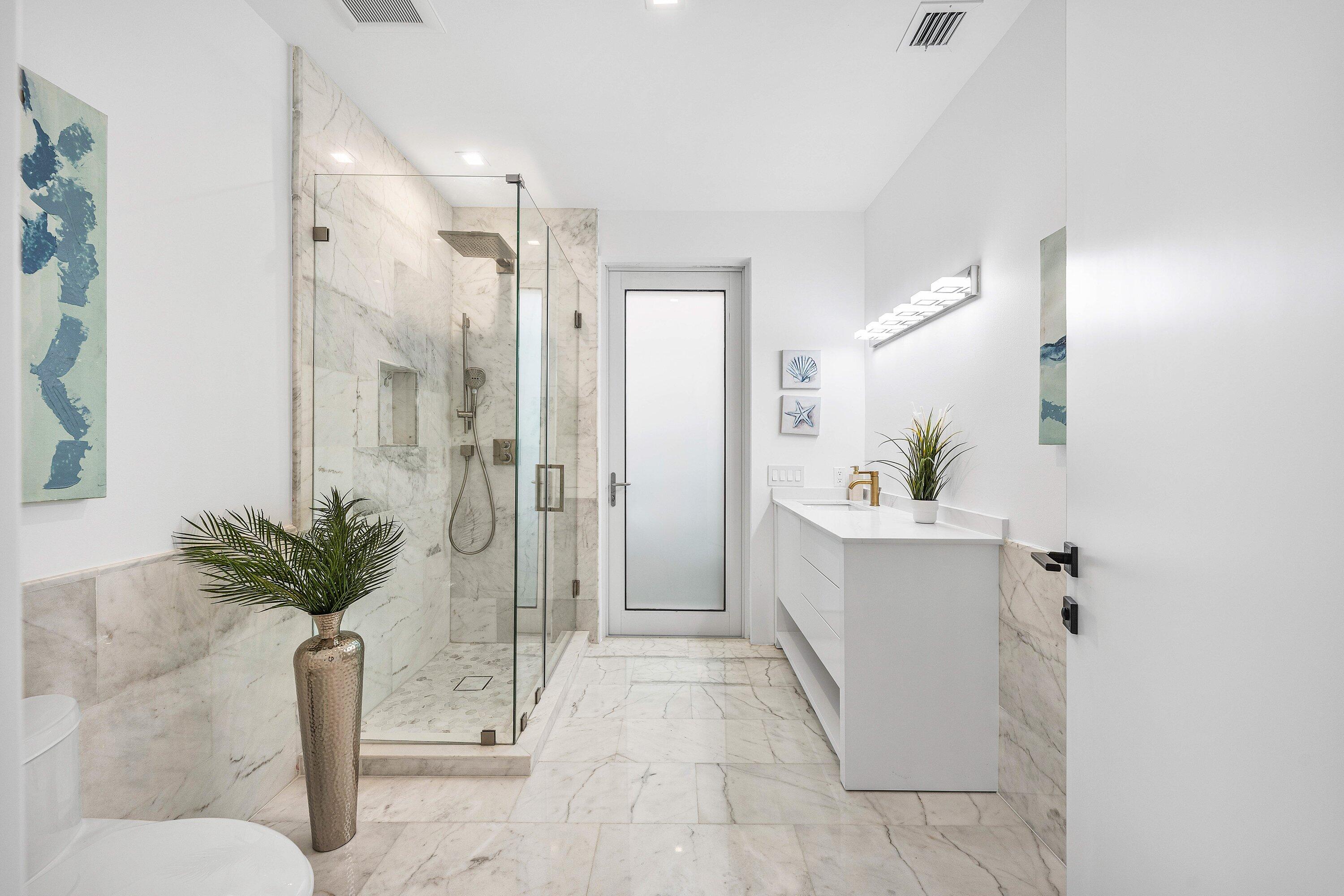 2641 Northeast 48th Street Lighthouse Point, FL 33064 - Photo 28 of 68 Spa Like Bathroom