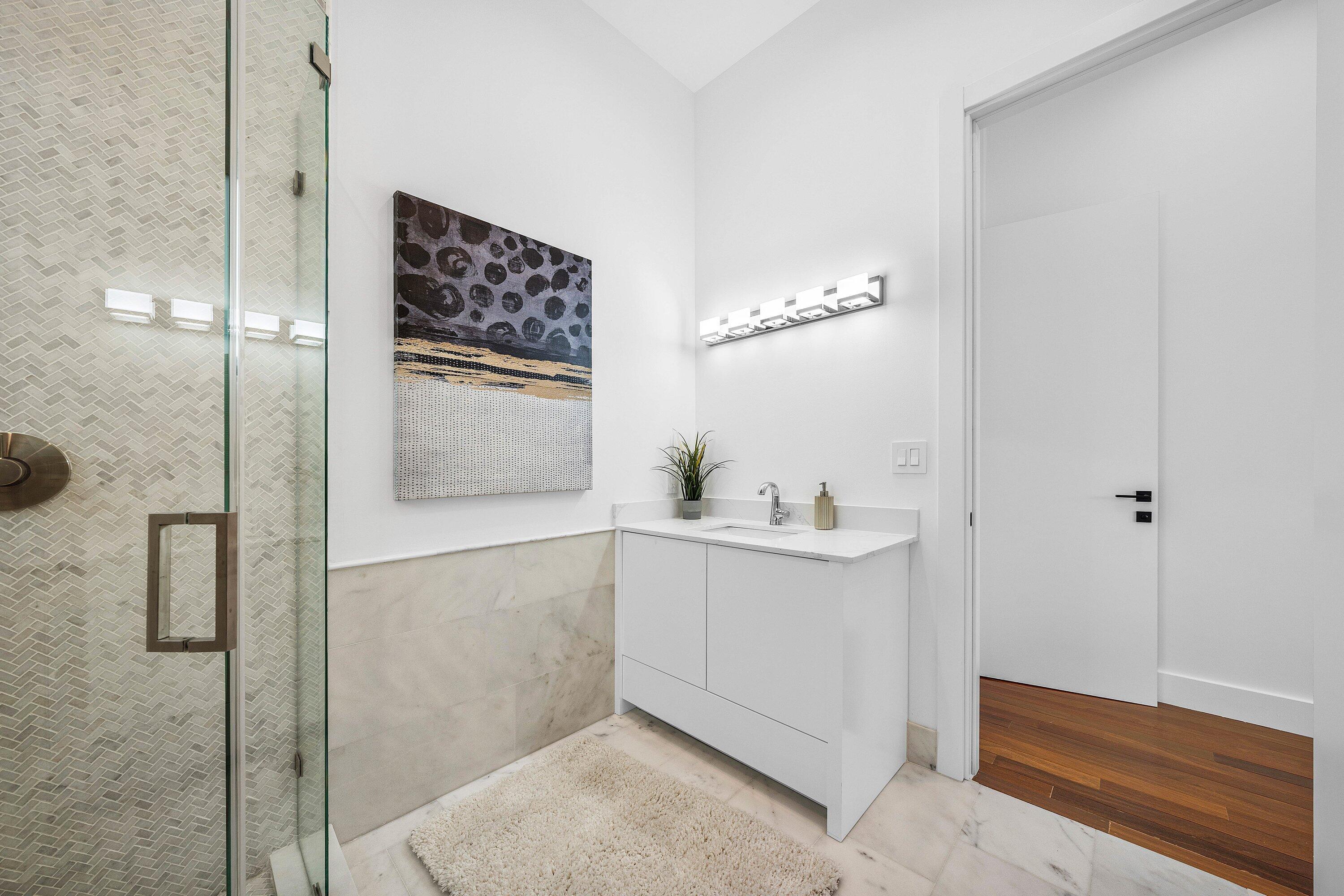 2641 Northeast 48th Street Lighthouse Point, FL 33064 - Photo 31 of 68 Spa Like Bathroom