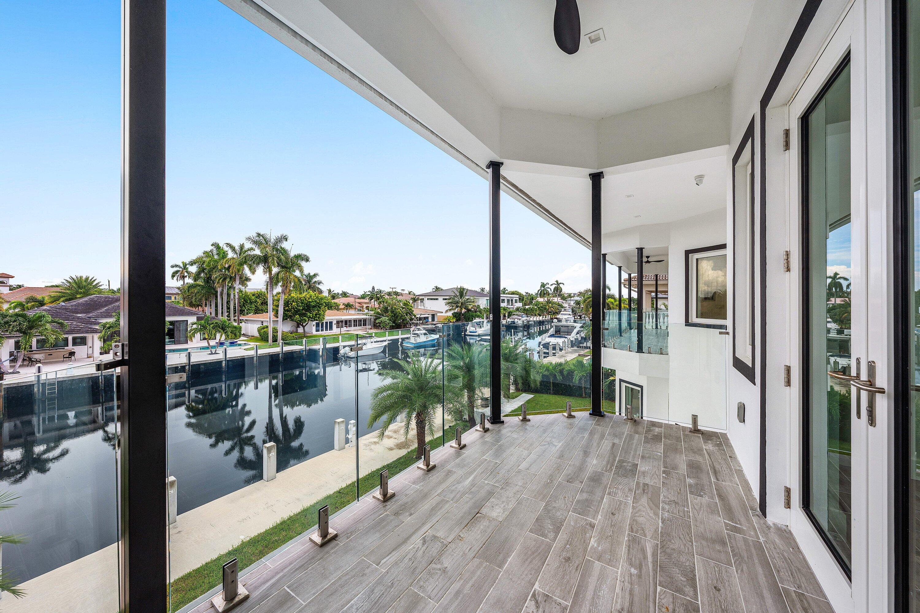 2641 Northeast 48th Street Lighthouse Point, FL 33064 - Photo 33 of 68 Upstairs Waterview