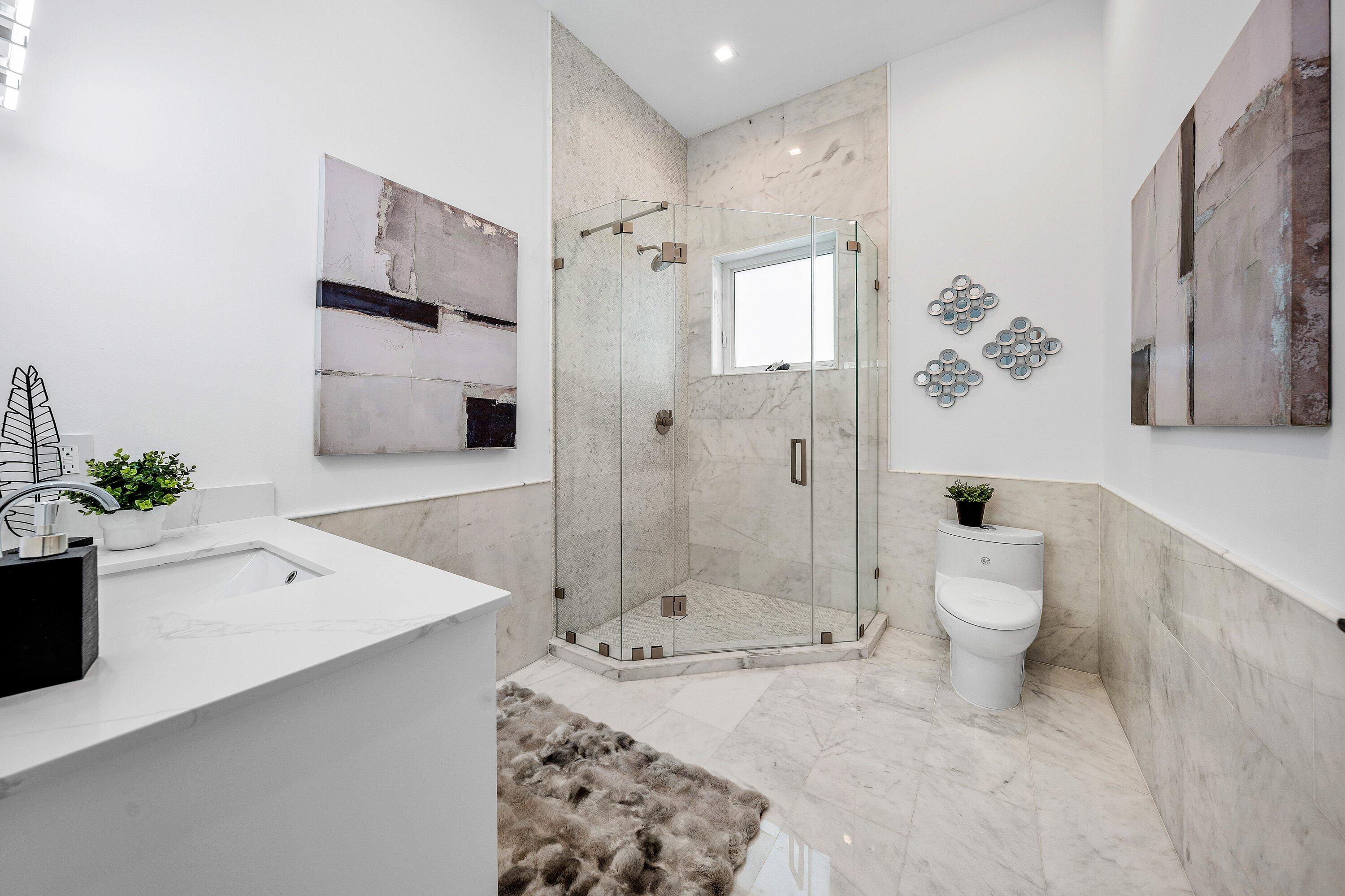 2641 Northeast 48th Street Lighthouse Point, FL 33064 - Photo 34 of 68 Spa Like Bathroom