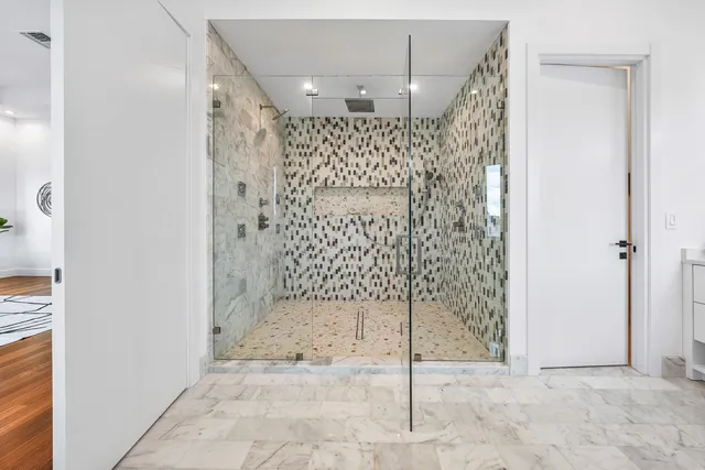 $5,750,000 | 2641 Northeast 48th Street, Lighthouse Point, FL 33064