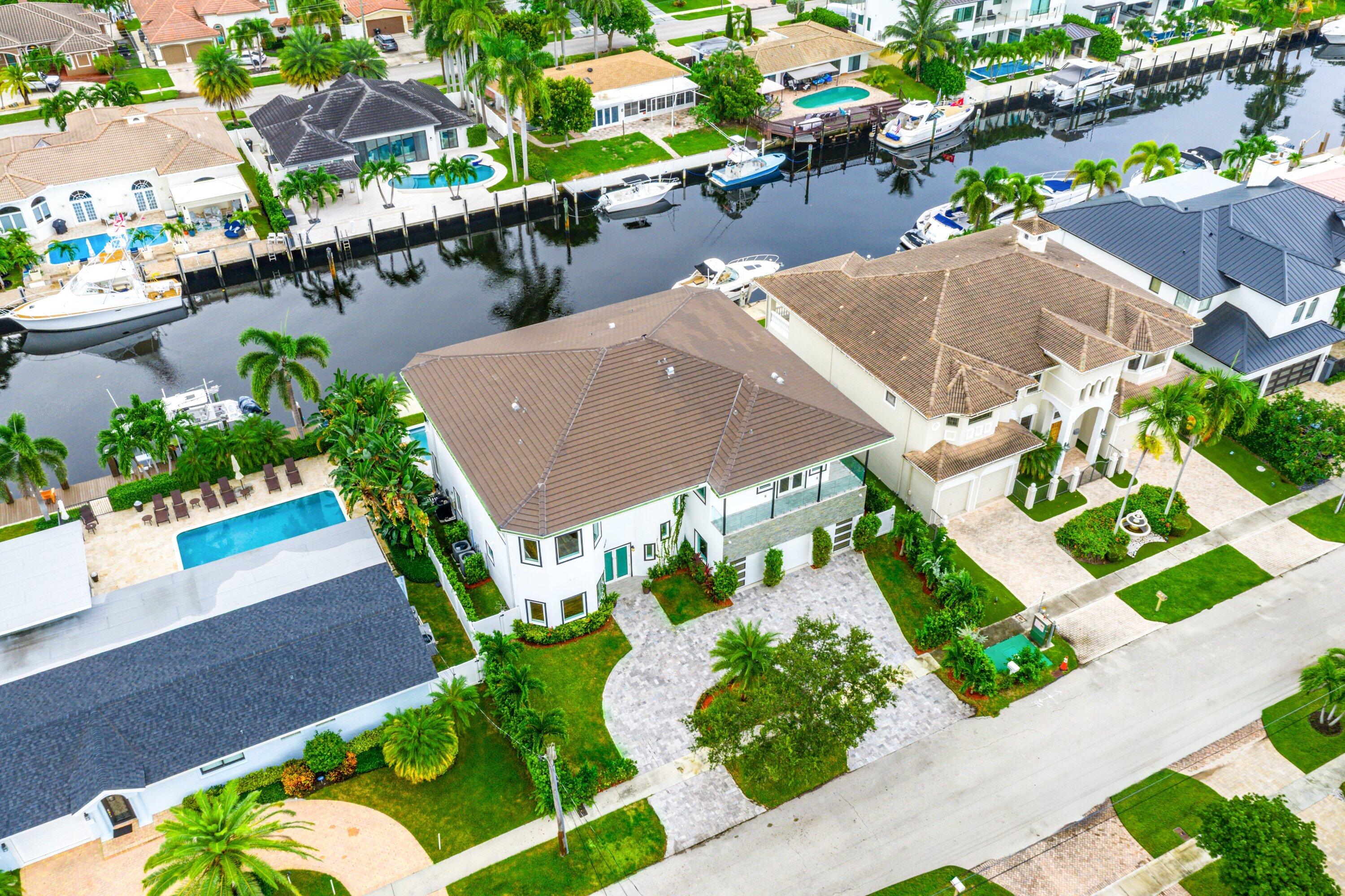 2641 Northeast 48th Street Lighthouse Point, FL 33064 - Photo 57 of 68 Aerial