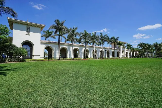 $8,600 | 2742 Treanor Terrace, Wellington, FL 33414