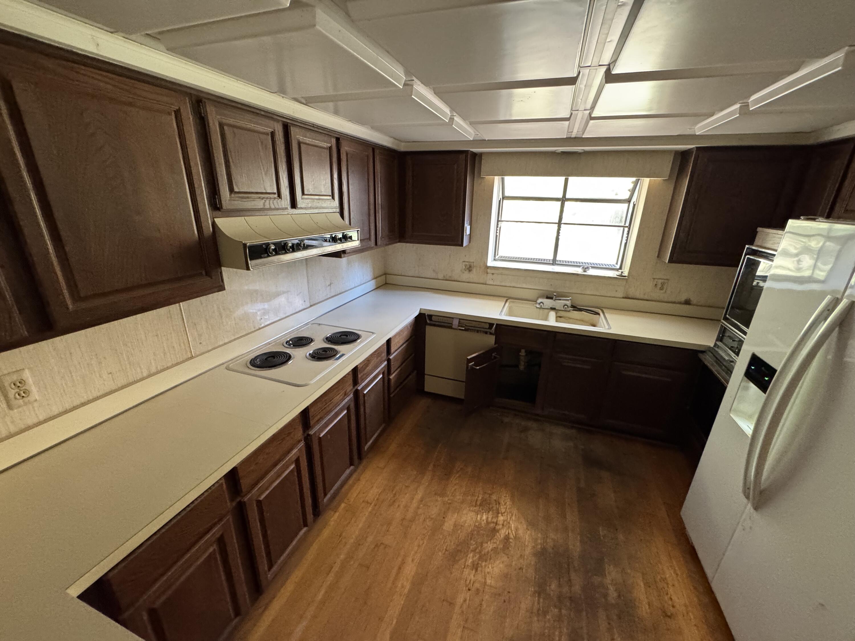 5218 Cherokee Court Troy, MI 48098 - Photo 17 of 46 IMG_9094