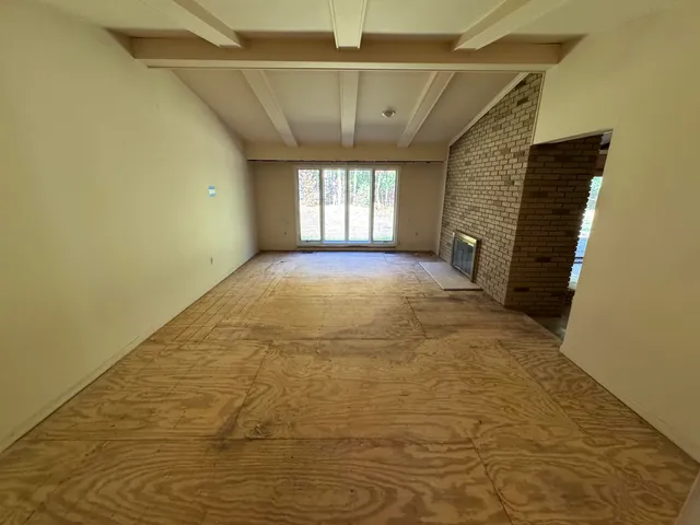 $320,000 | 5218 Cherokee Court, Troy, MI 48098