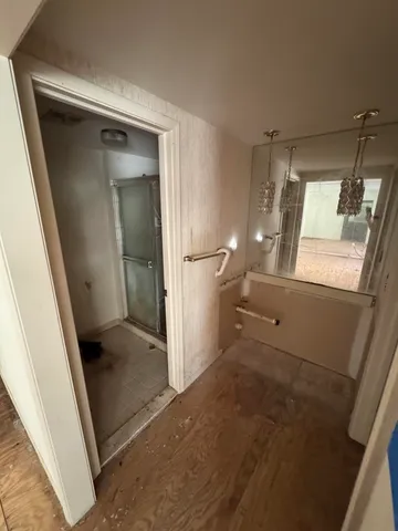 $320,000 | 5218 Cherokee Court, Troy, MI 48098