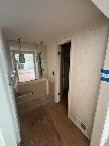 $320,000 | 5218 Cherokee Court, Troy, MI 48098