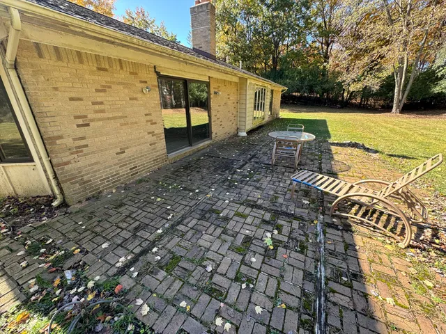 $320,000 | 5218 Cherokee Court, Troy, MI 48098