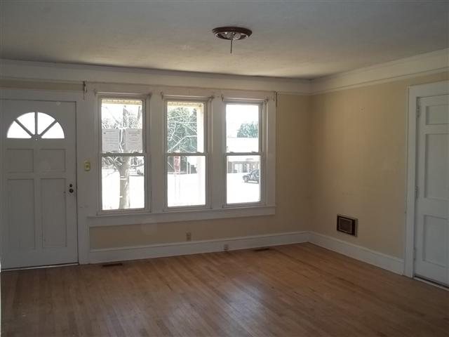 2001 East Calhoun Street Anderson, SC 29621 - Photo 4 of 10