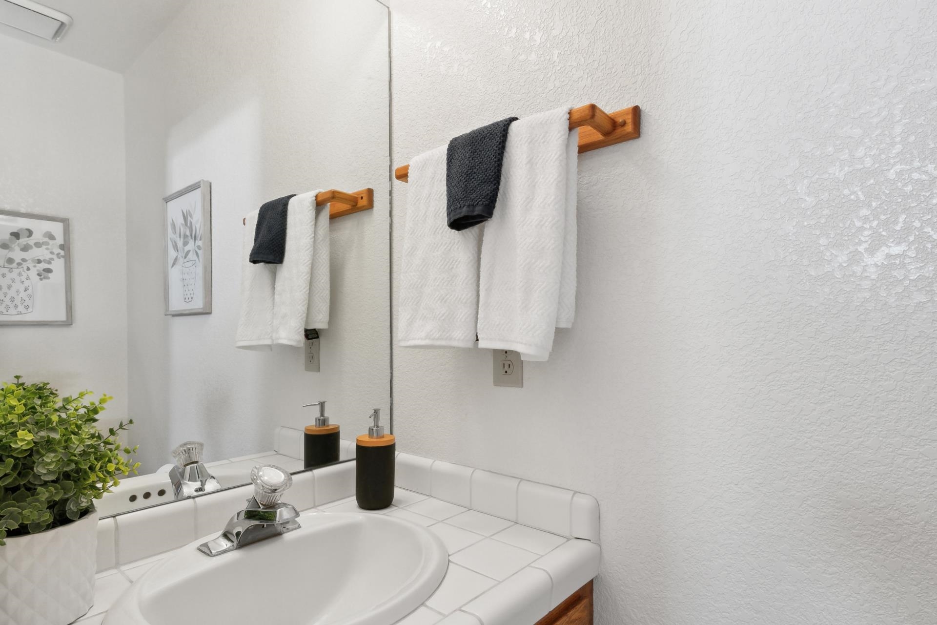 11400 Sitzmark Way Truckee, CA 96161 - Photo 14 of 21 a bathroom with a sink and a mirror