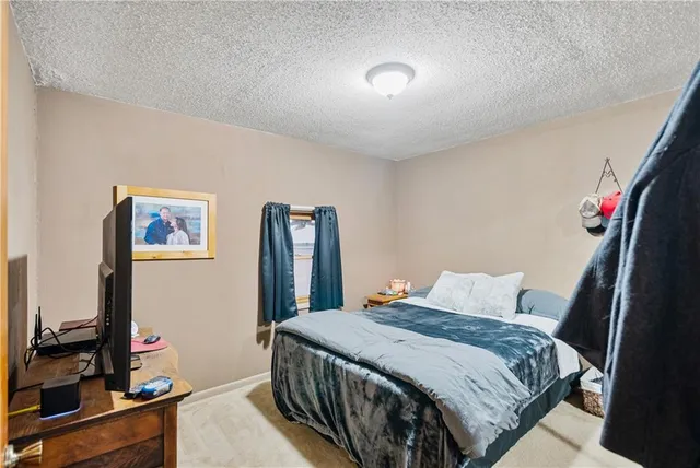 $194,000 | 109 Julia Street, Thayer, KS 66776