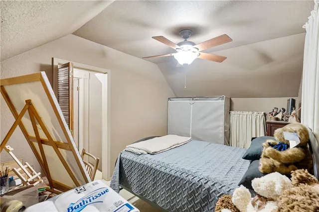 $194,000 | 109 Julia Street, Thayer, KS 66776