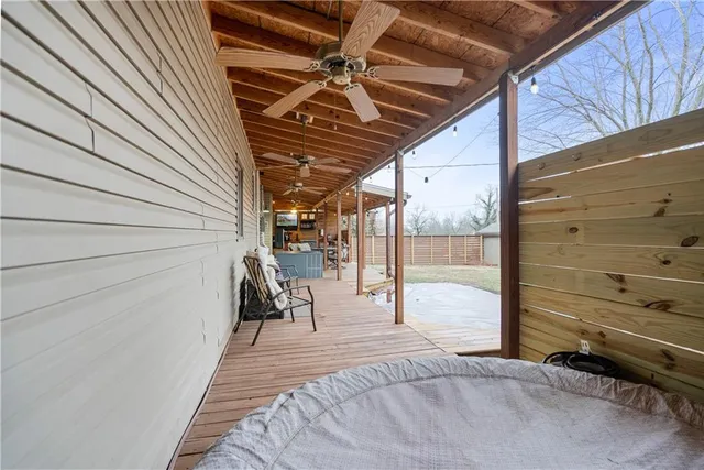 $194,000 | 109 Julia Street, Thayer, KS 66776