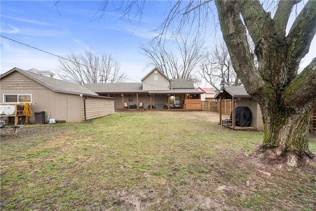 $194,000 | 109 Julia Street, Thayer, KS 66776