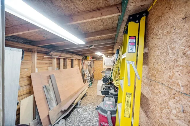 $194,000 | 109 Julia Street, Thayer, KS 66776