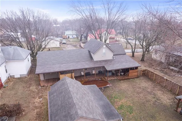 $194,000 | 109 Julia Street, Thayer, KS 66776