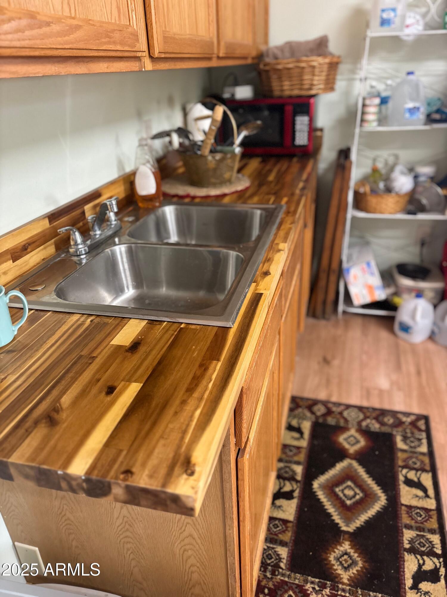 1565 Pumpkin Patch Road Heber, AZ 85928 - Photo 4 of 10 a close view of sink