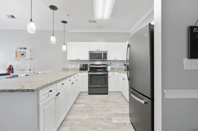 $240,000 | 4870 Dahlia Court, Unit 304, Myrtle Beach, SC 29577