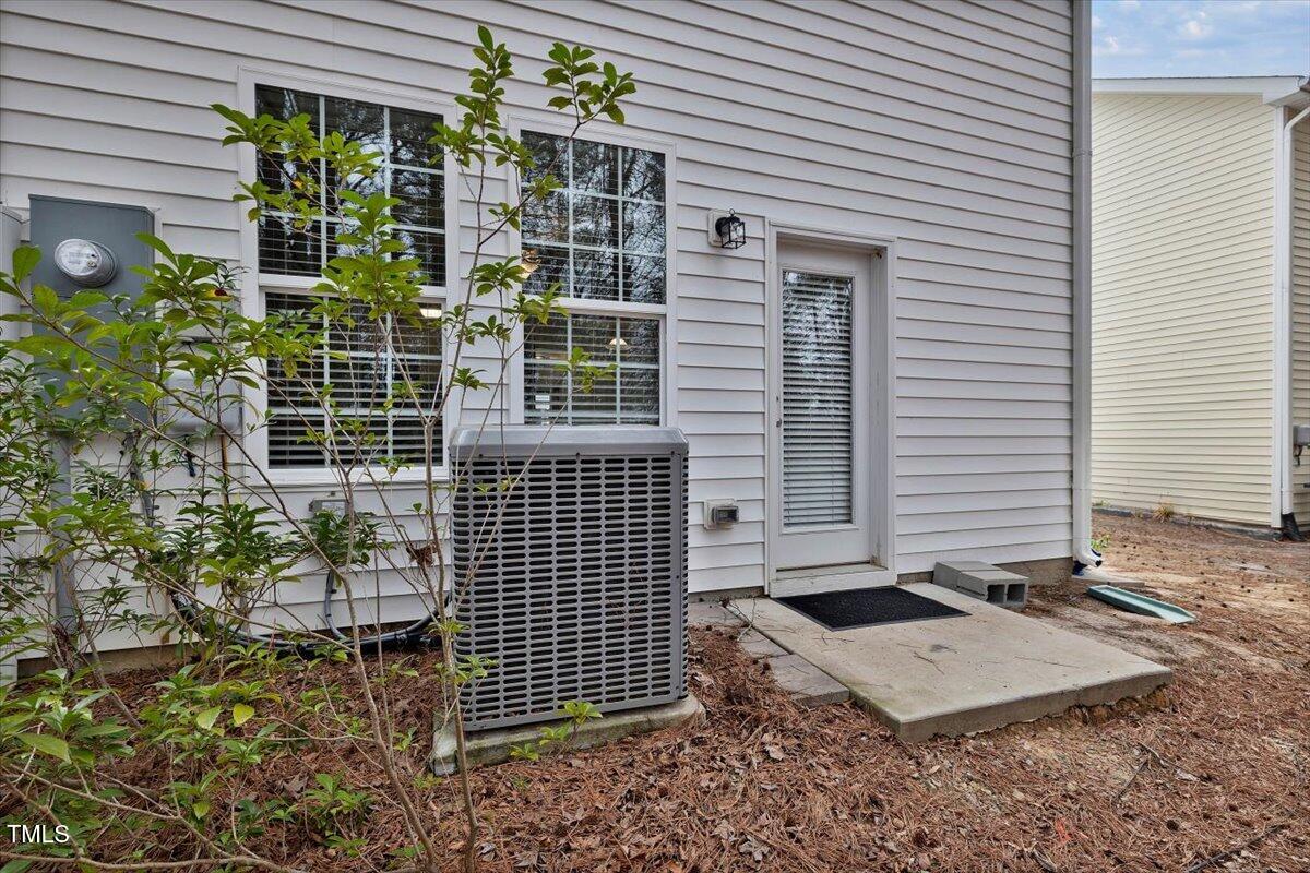 3924 Volkswalk Place Raleigh, NC 27610 - Photo 23 of 25 Backyard