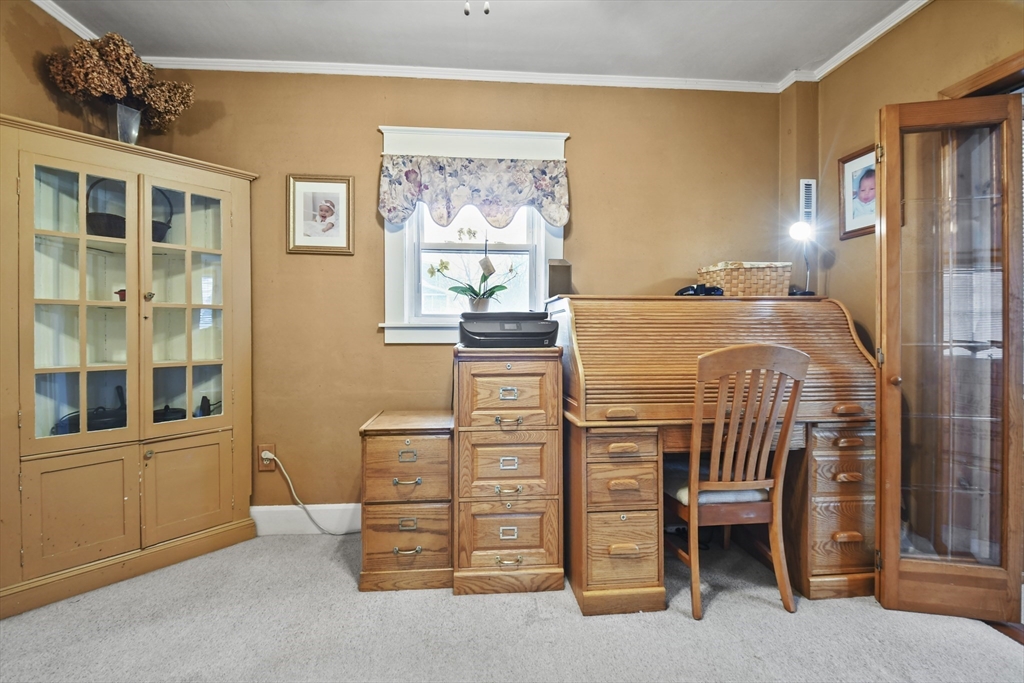 77 Arthur Street Clinton, MA 01510 - Photo 8 of 23 Gallery Image 8