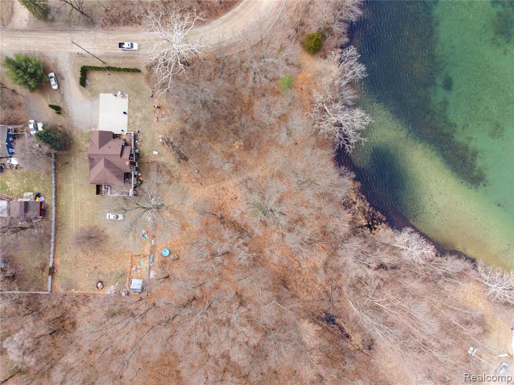15177 McCaslin Lake Road Linden, MI 48451 - Photo 5 of 9