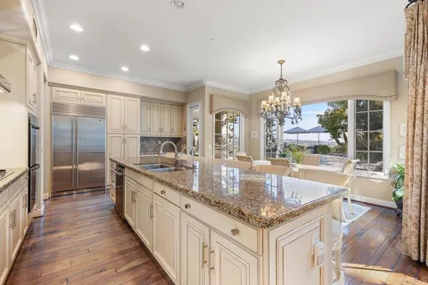 $3,999,000 | 7729 Calle Amanacer, Rancho Santa Fe, CA 92067