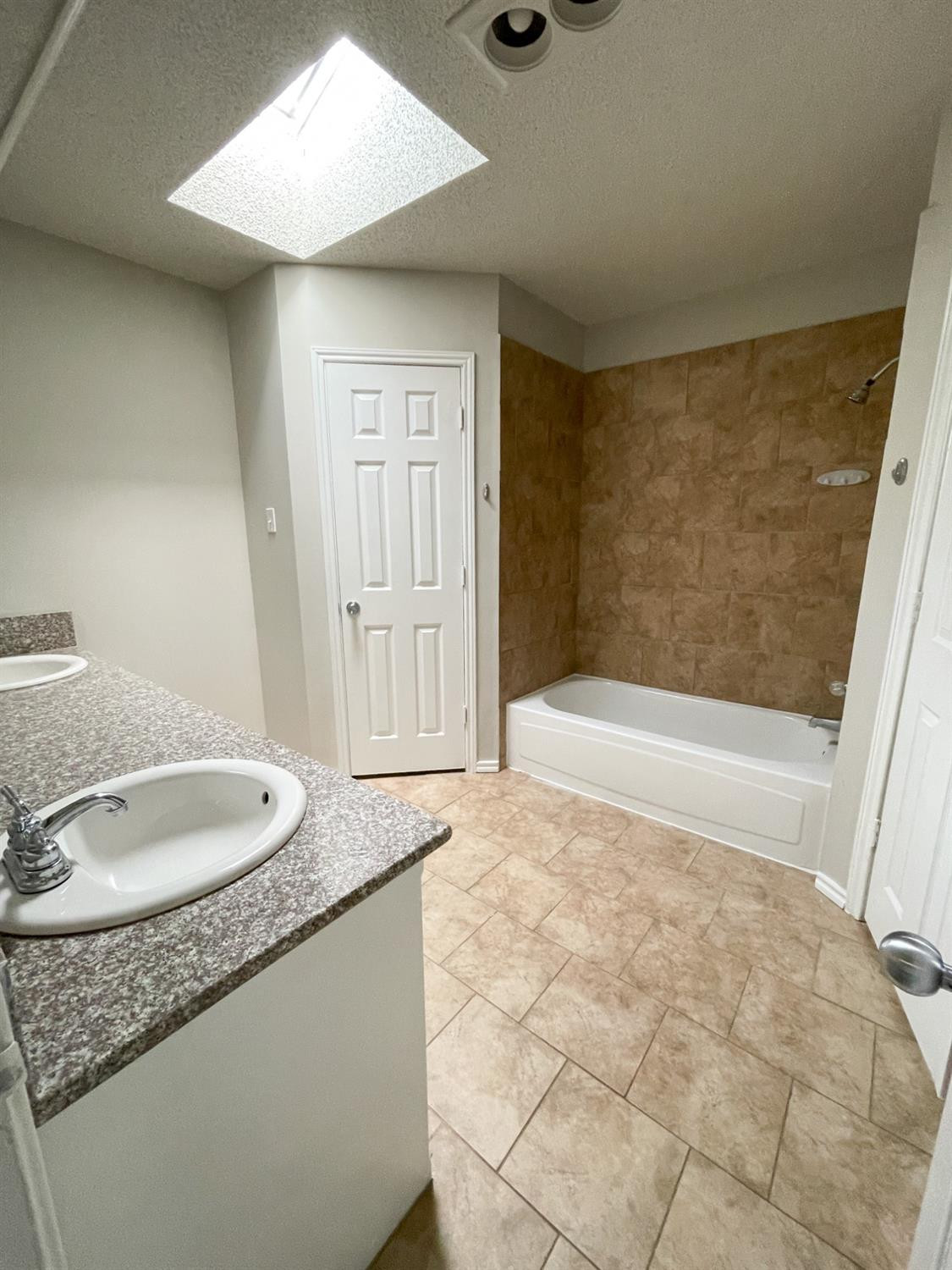 6336 9th Street Lubbock, TX 79416 - Photo 5 of 15 Photo 5