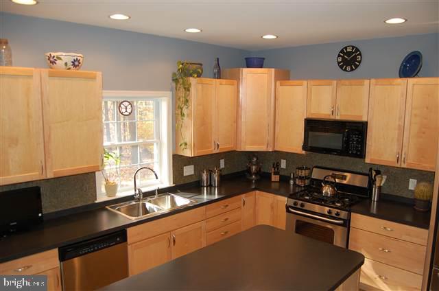 242 Big Spring Road Etters, PA 17319 - Photo 11 of 25 Gallery Image 11