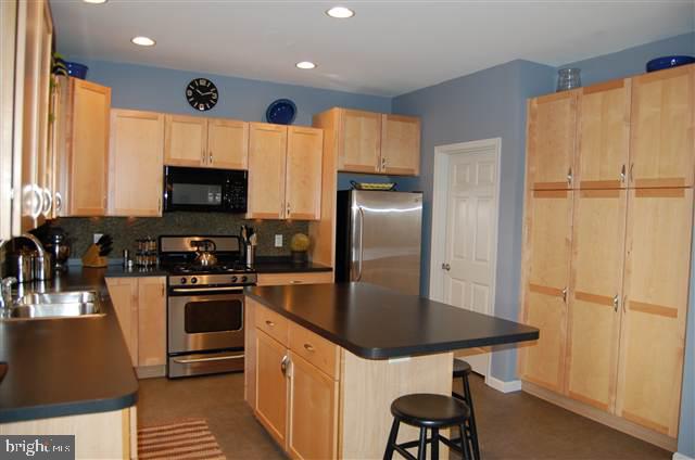 242 Big Spring Road Etters, PA 17319 - Photo 7 of 25 Gallery Image 7