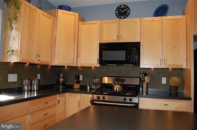 242 Big Spring Road Etters, PA 17319 - Photo 9 of 25 Gallery Image 9