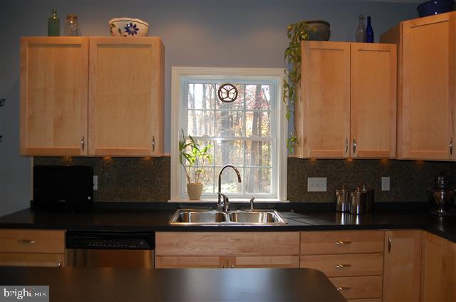 242 Big Spring Road Etters, PA 17319 - Photo 10 of 25 Gallery Image 10