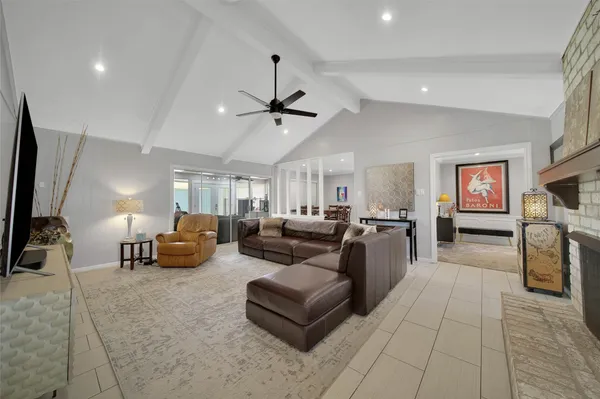 $3,500 | 1059 Richelieu Lane, Houston, TX 77018